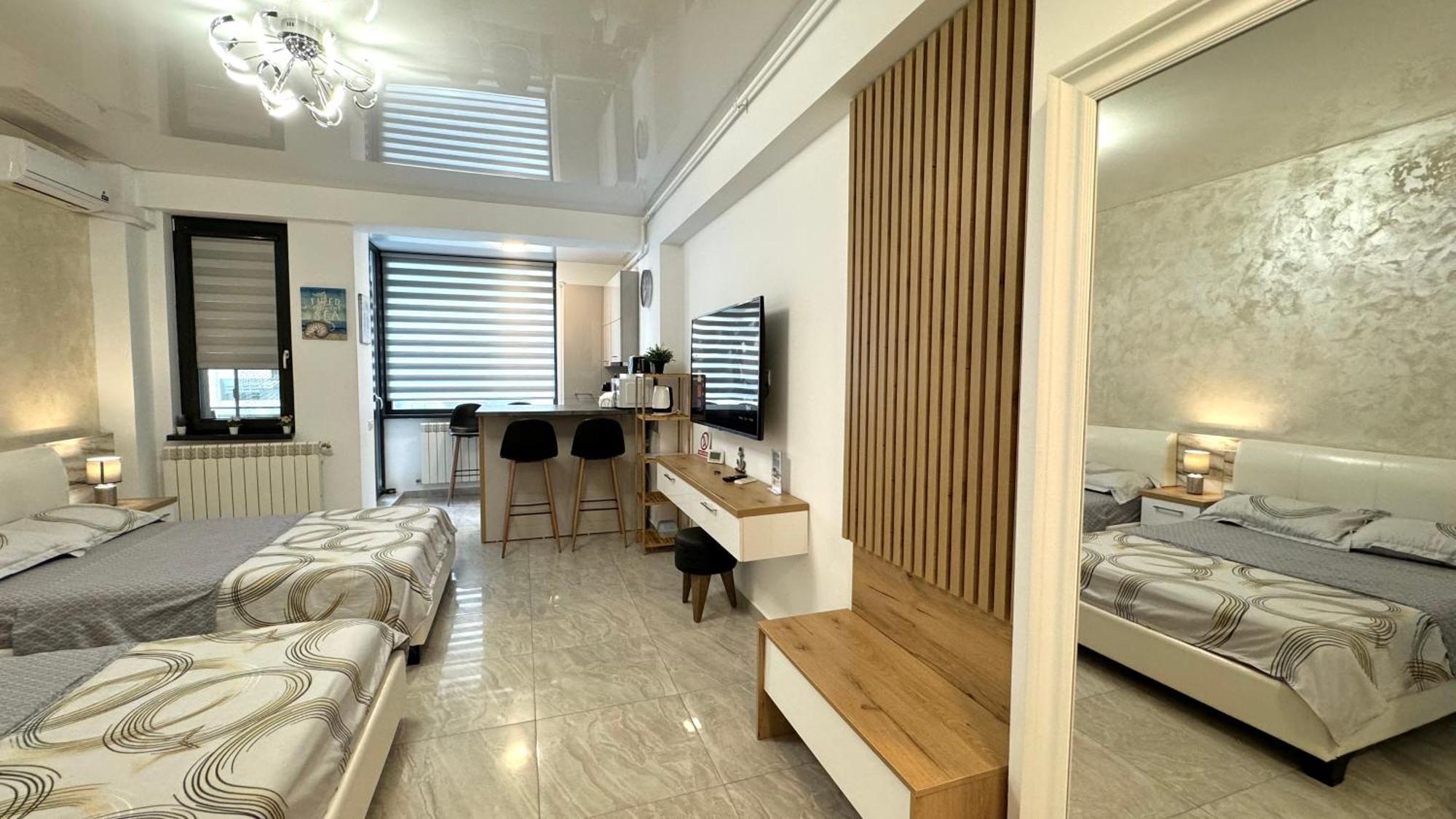 Seaview Deluxe Double Studio - Beachfront Resort Năvodari Esterno foto
